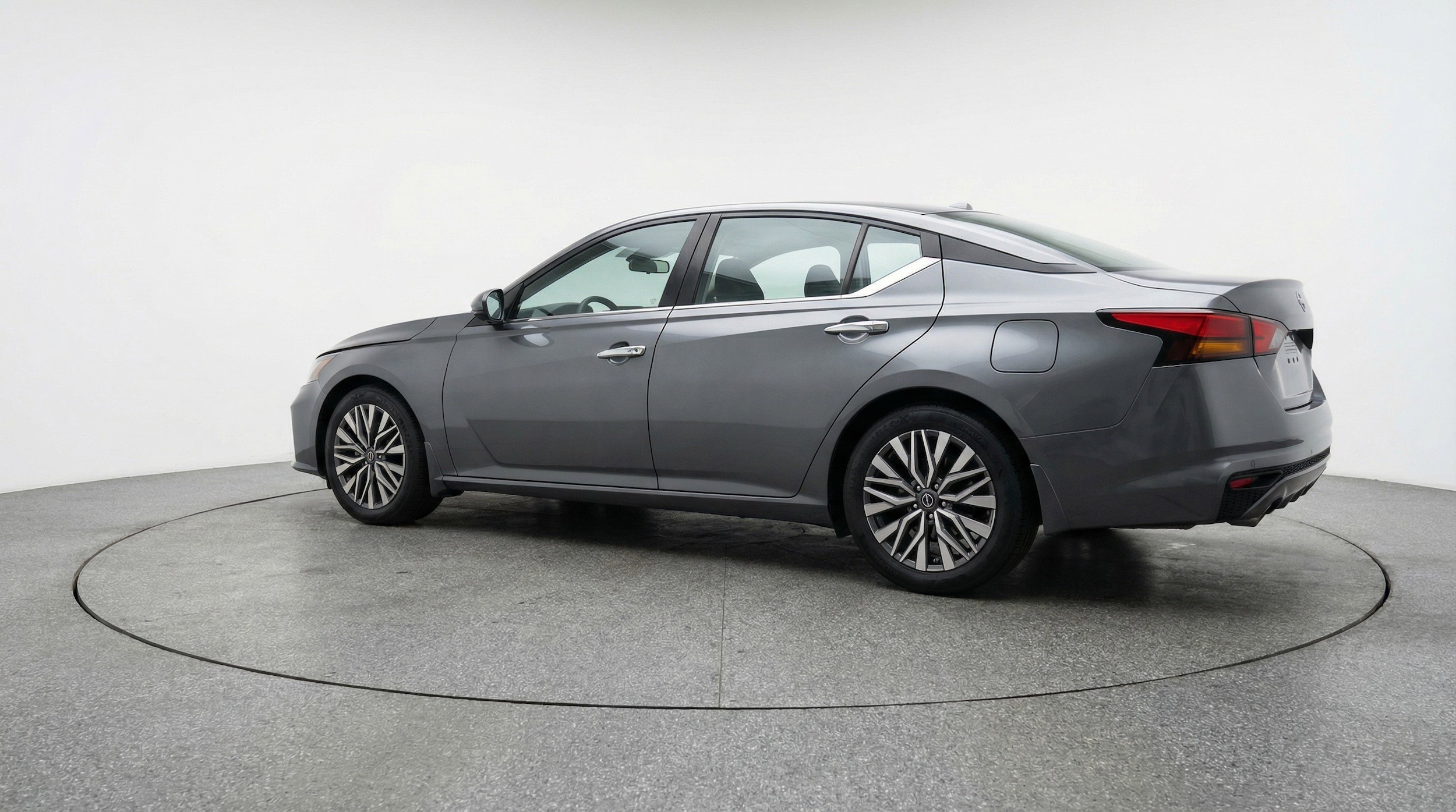 Thumbnail: 2025 Nissan Altima - 6