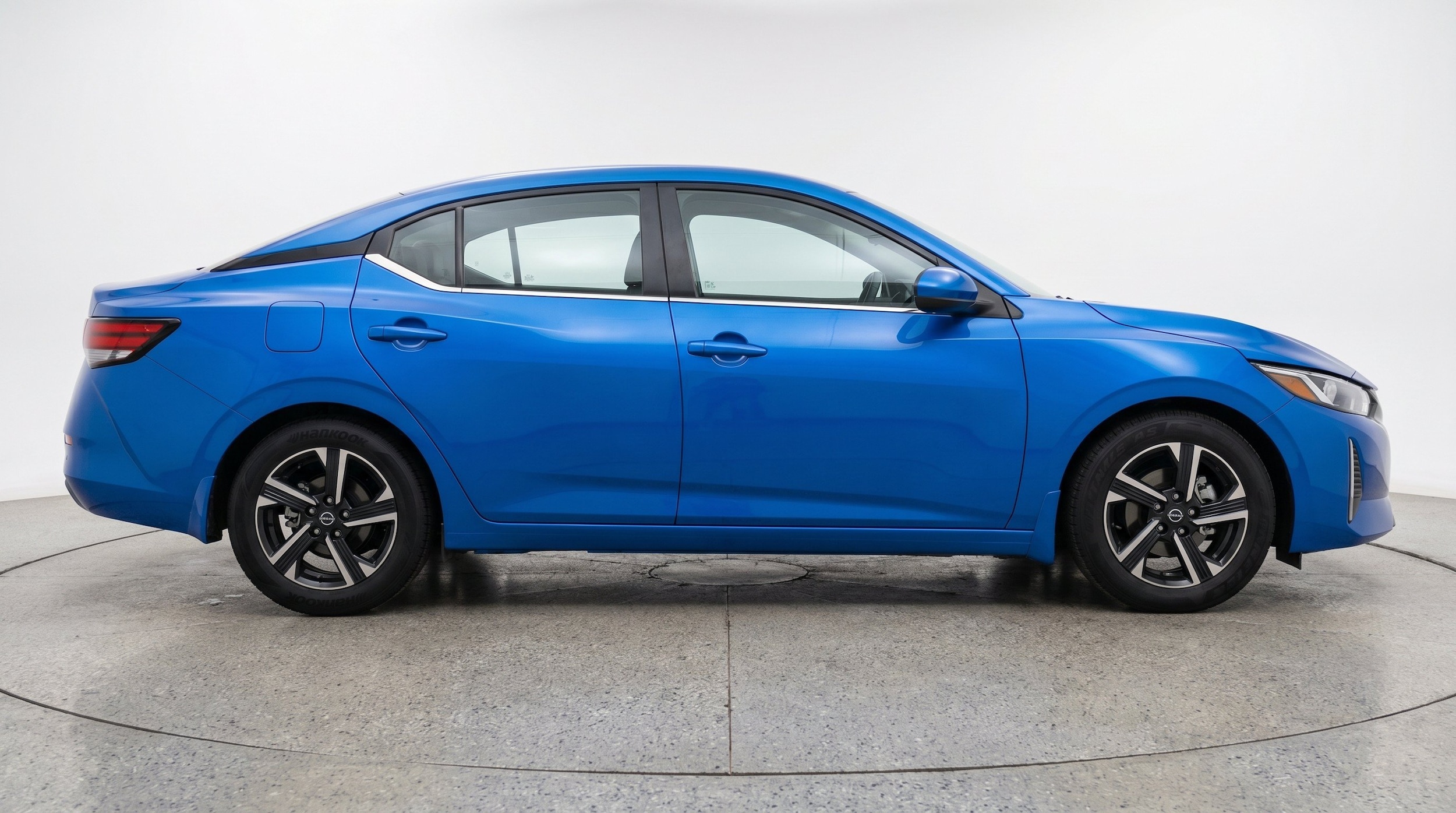 Thumbnail: 2025 Nissan Sentra - 11