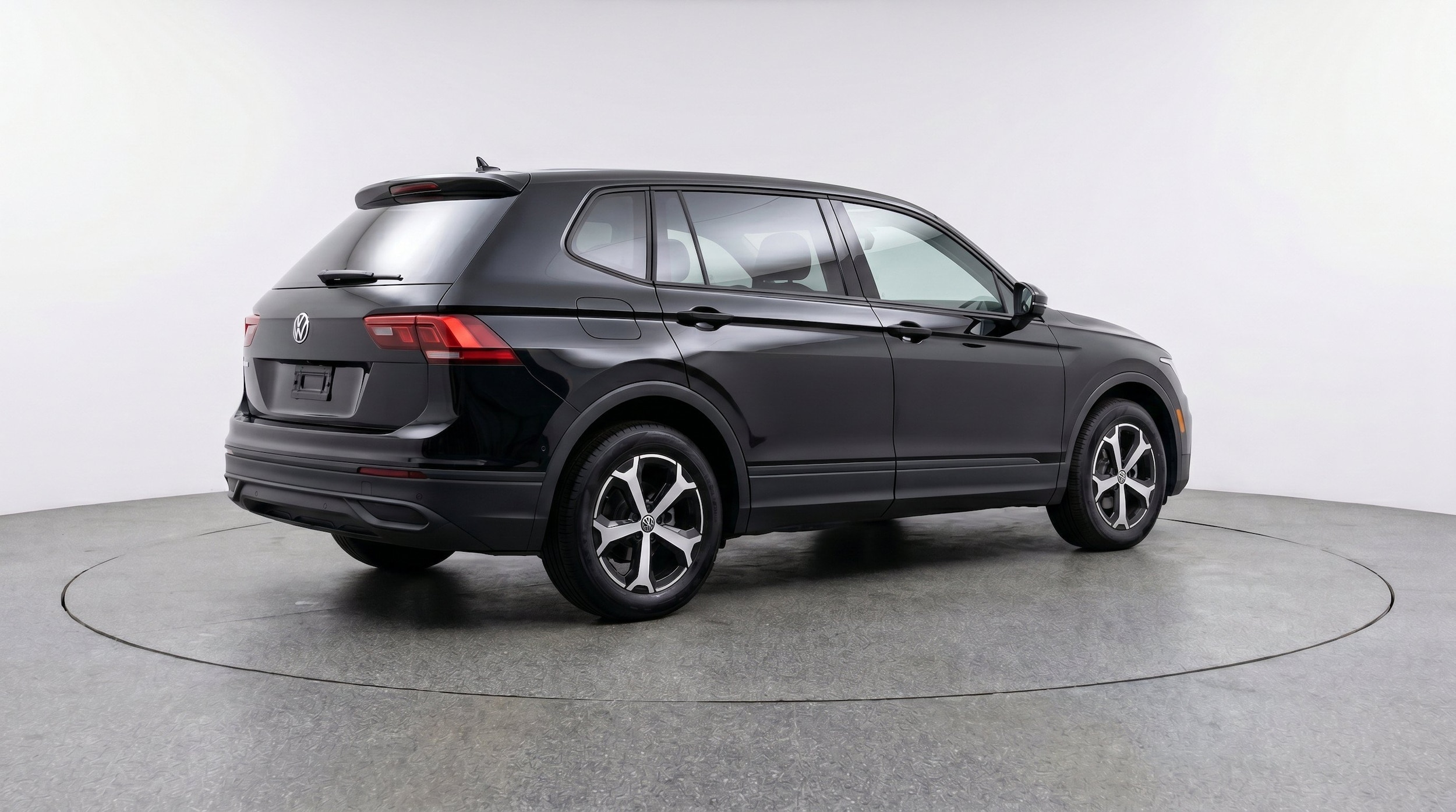 Thumbnail: 2026 Volkswagen Tiguan - 9