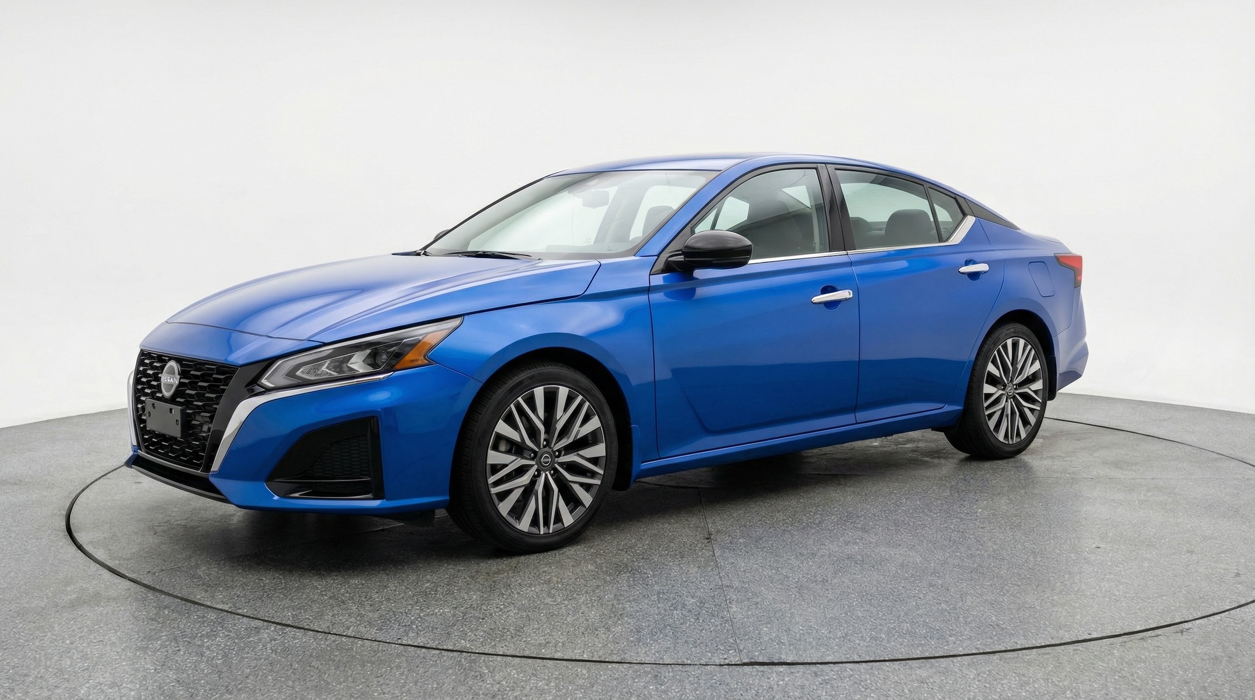 Thumbnail: 2025 Nissan Altima - 3