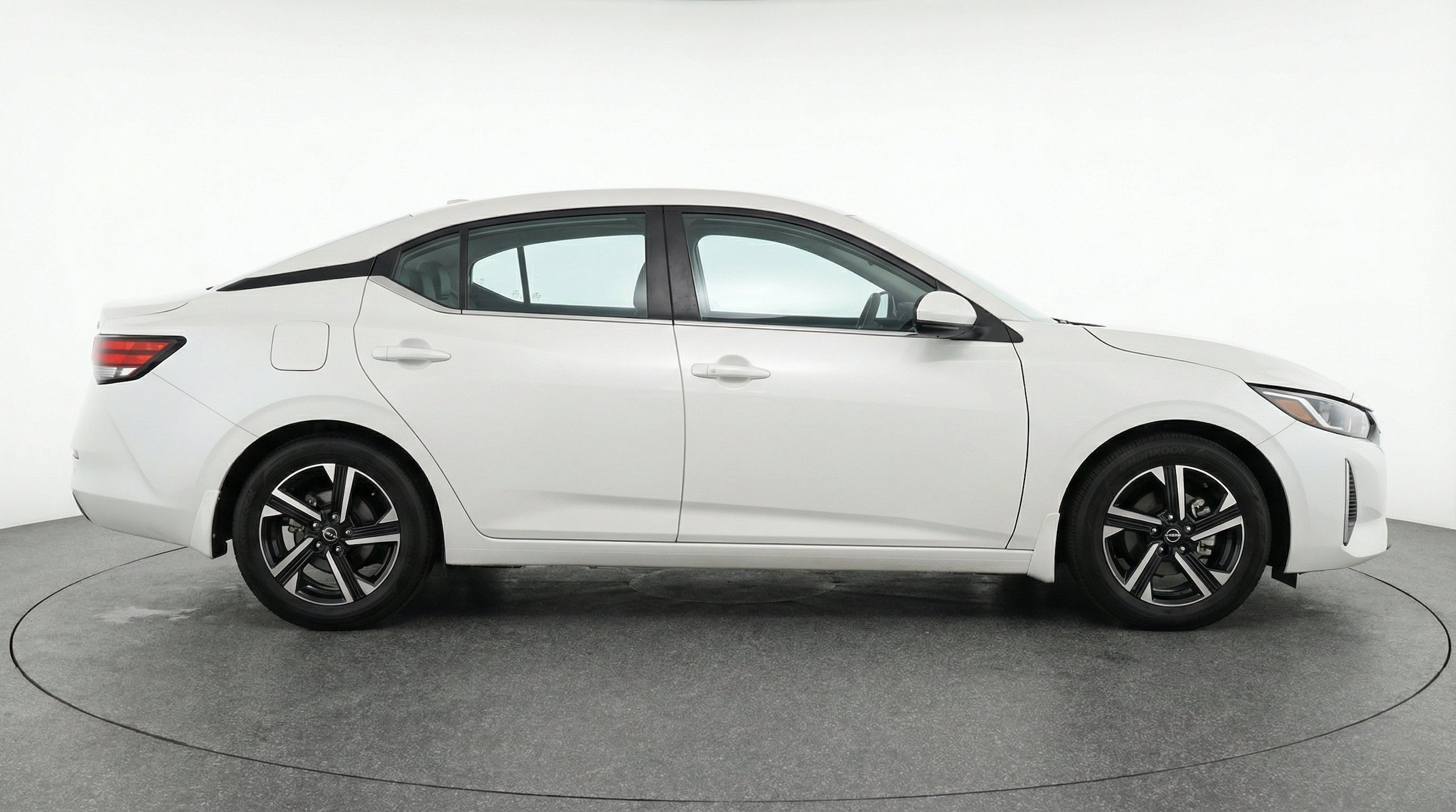 Thumbnail: 2025 Nissan Sentra - 11