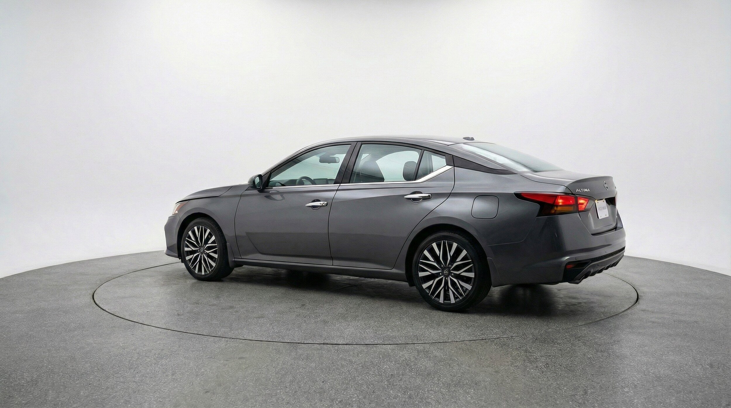 Thumbnail: 2025 Nissan Altima - 6