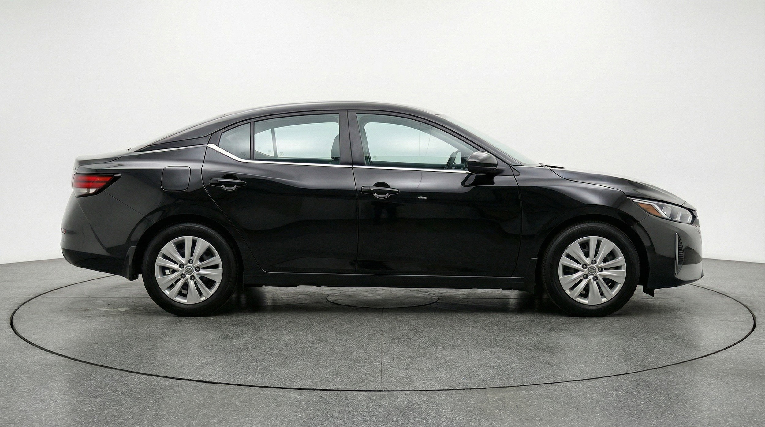 Thumbnail: 2025 Nissan Sentra - 11