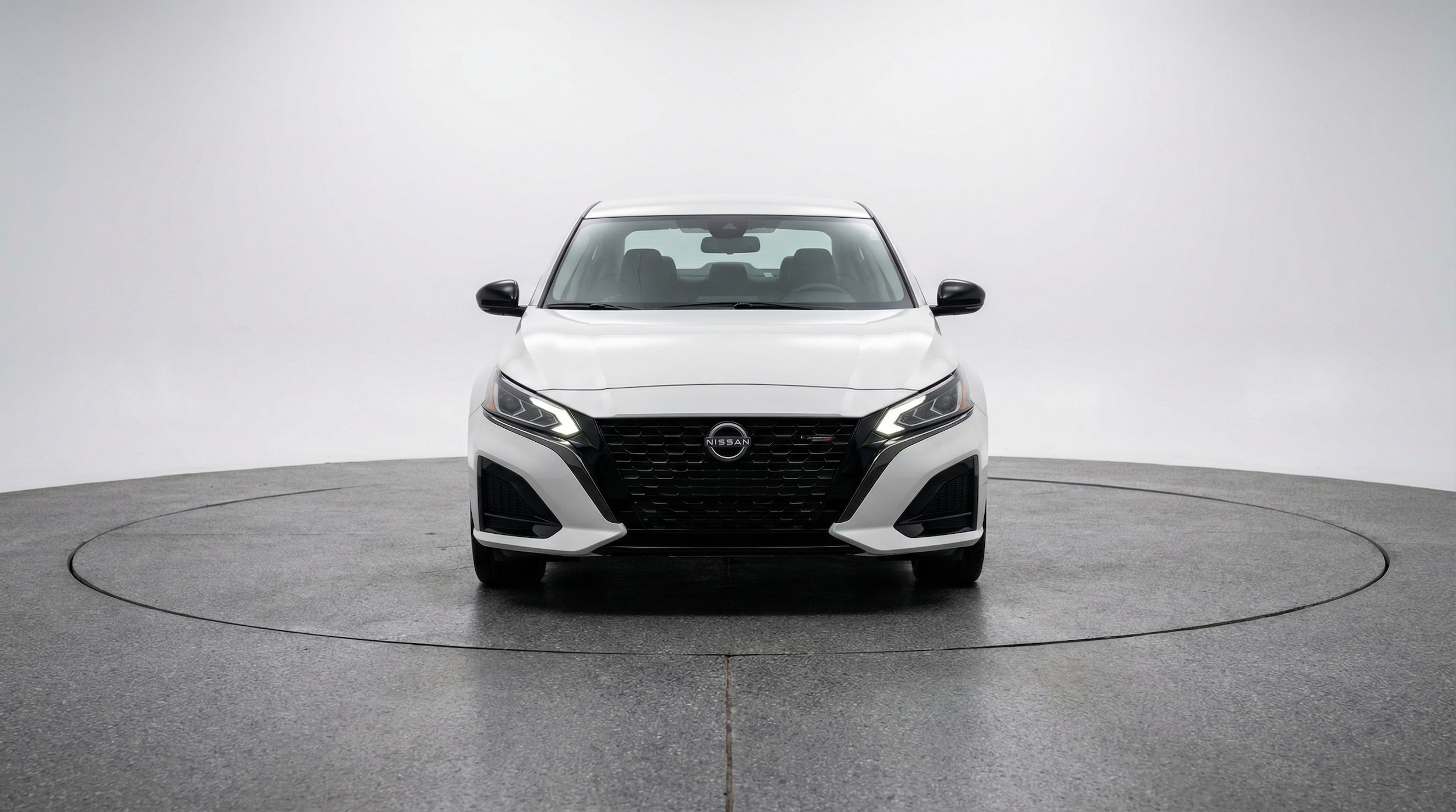 Thumbnail: 2025 Nissan Altima - 2