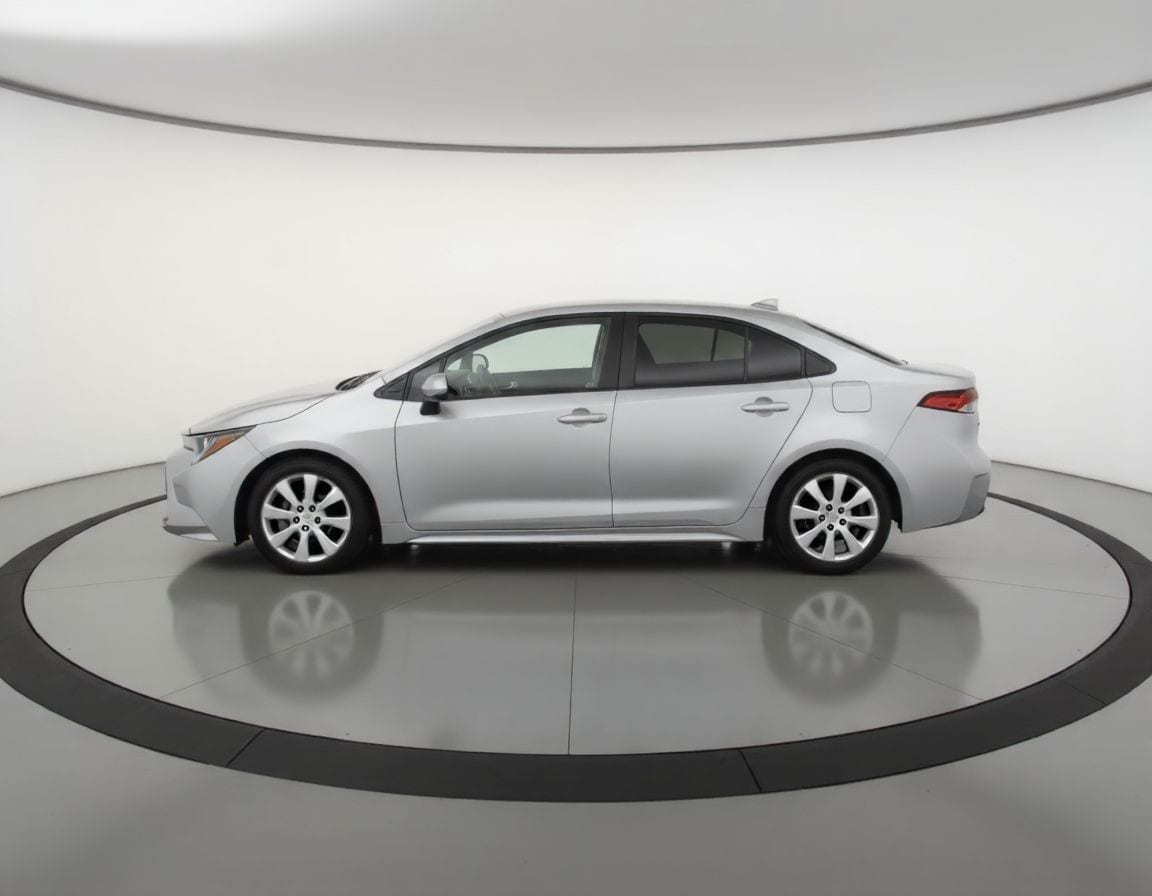 Thumbnail: 2024 Toyota Corolla - 4