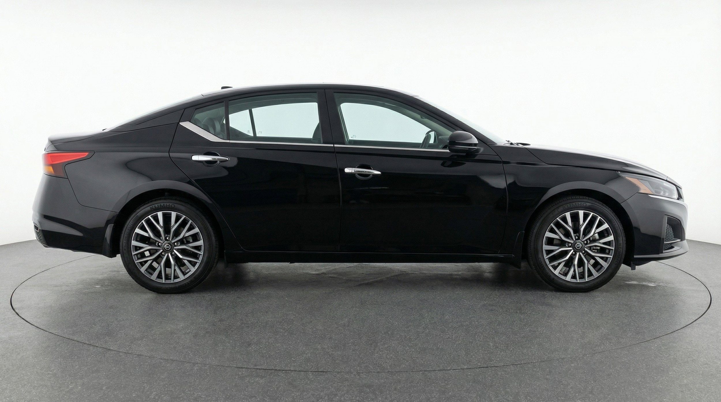 Thumbnail: 2025 Nissan Altima - 11