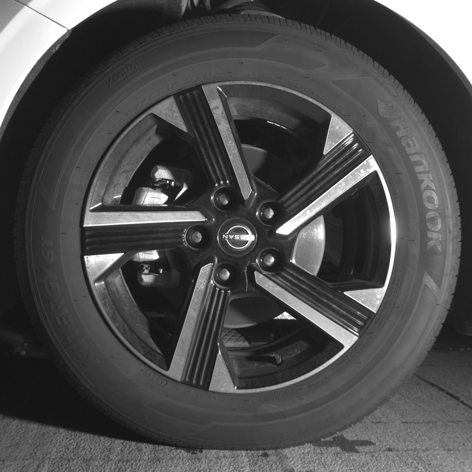 Thumbnail: 2025 Nissan Sentra - 9