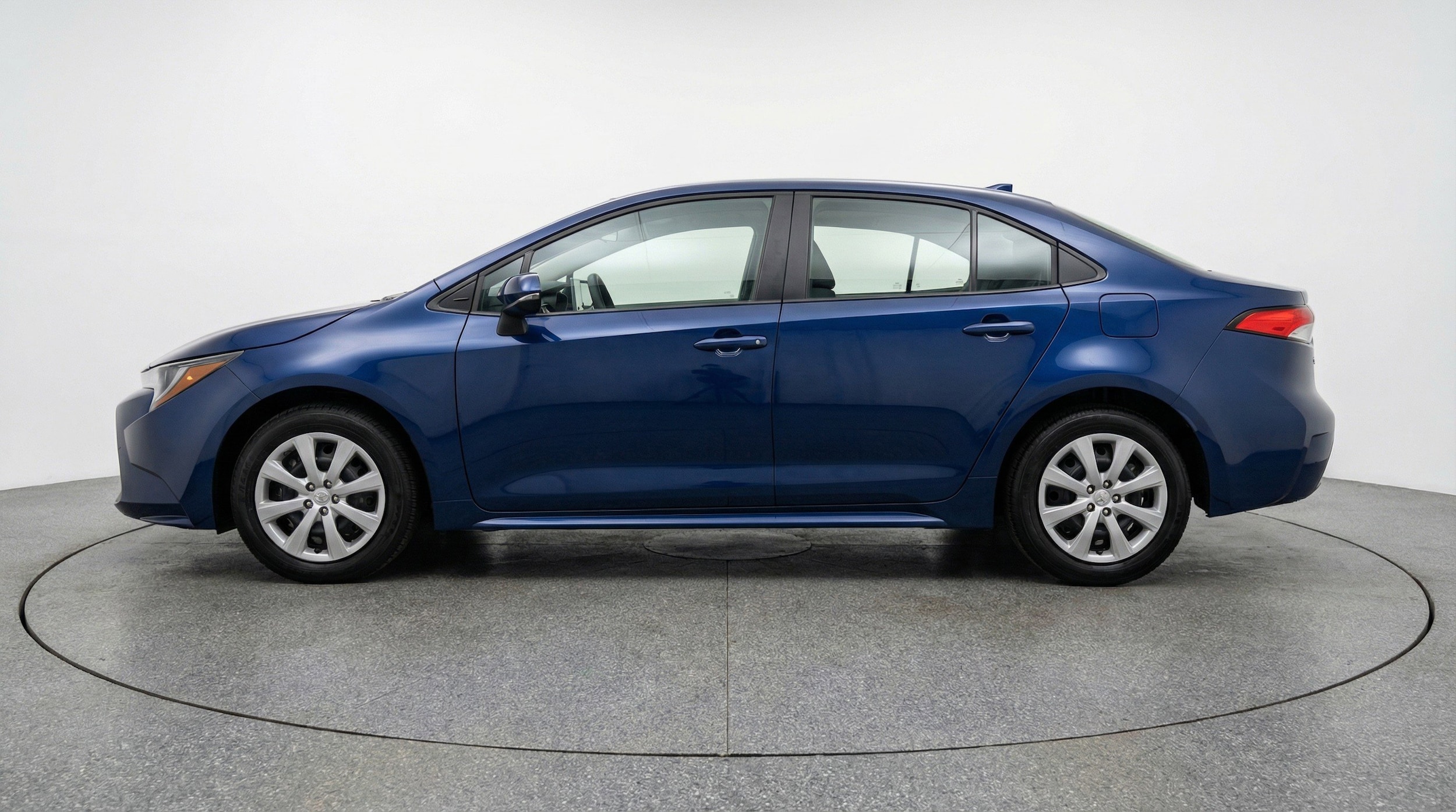 Thumbnail: 2025 Toyota Corolla - 5