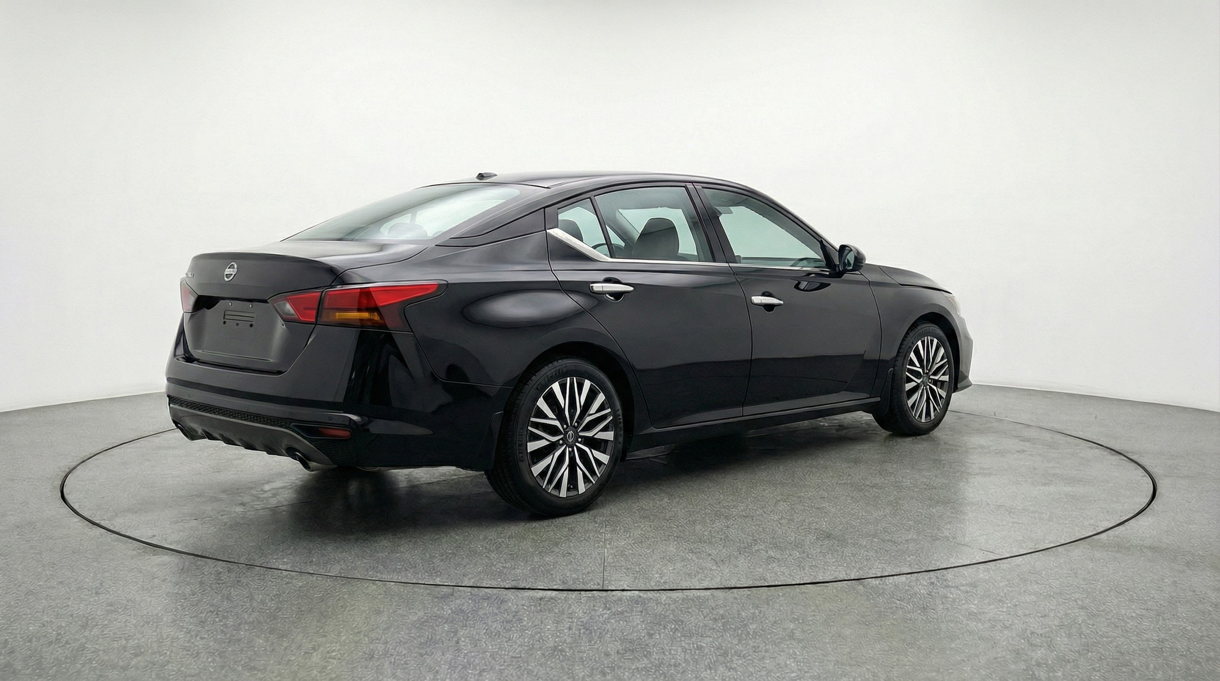 Thumbnail: 2025 Nissan Altima - 7