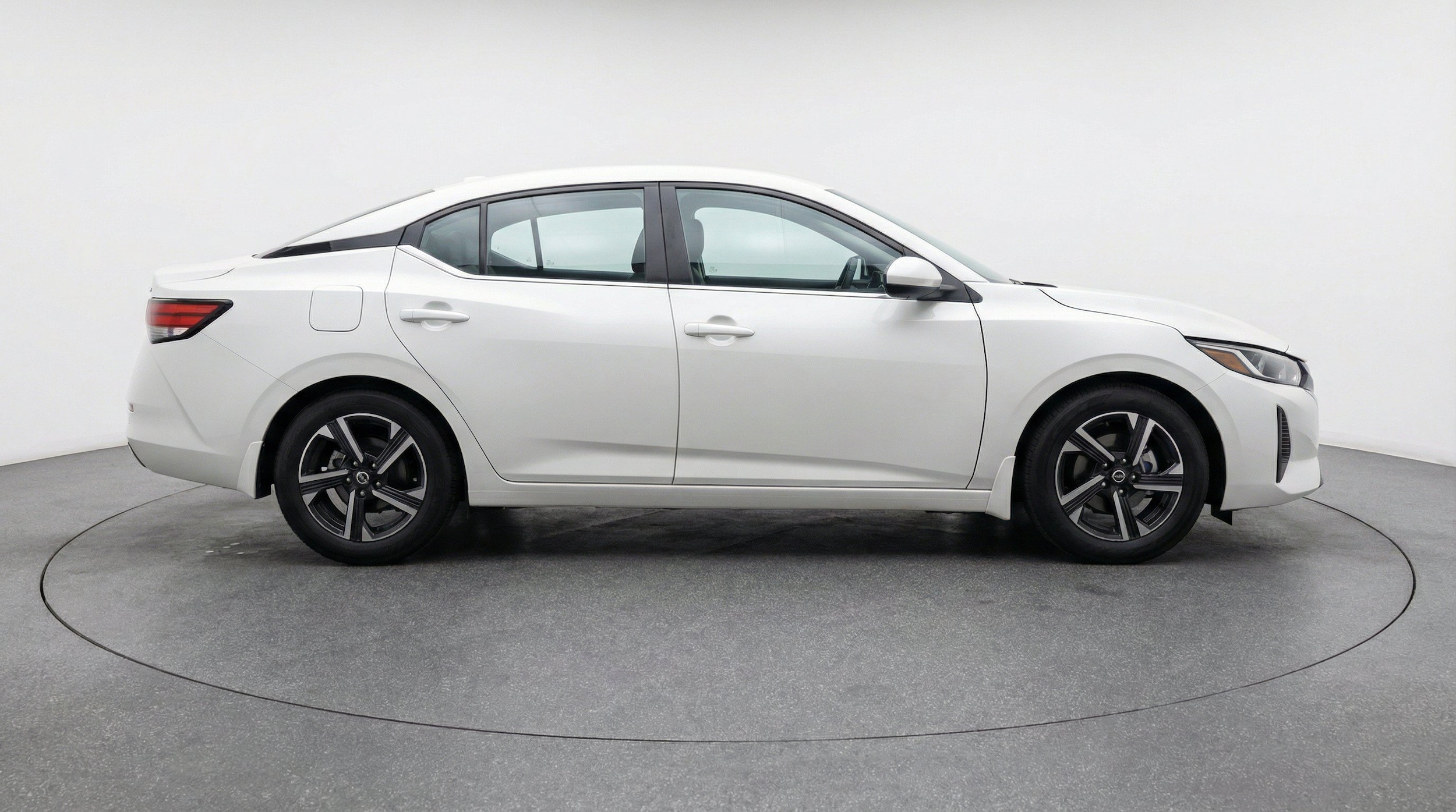 Thumbnail: 2025 Nissan Sentra - 11