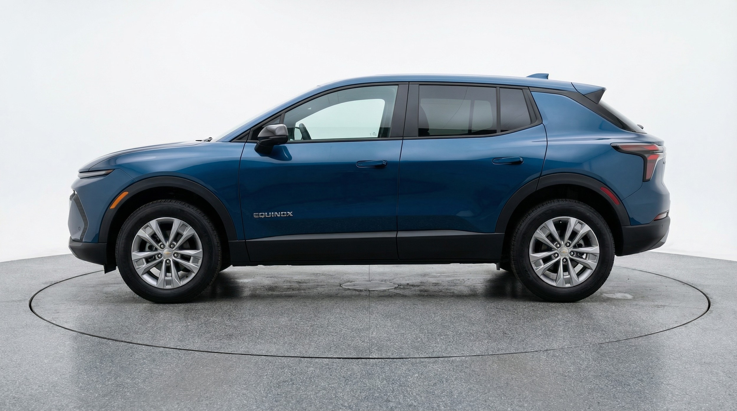 Thumbnail: 2025 Chevrolet Equinox - 4