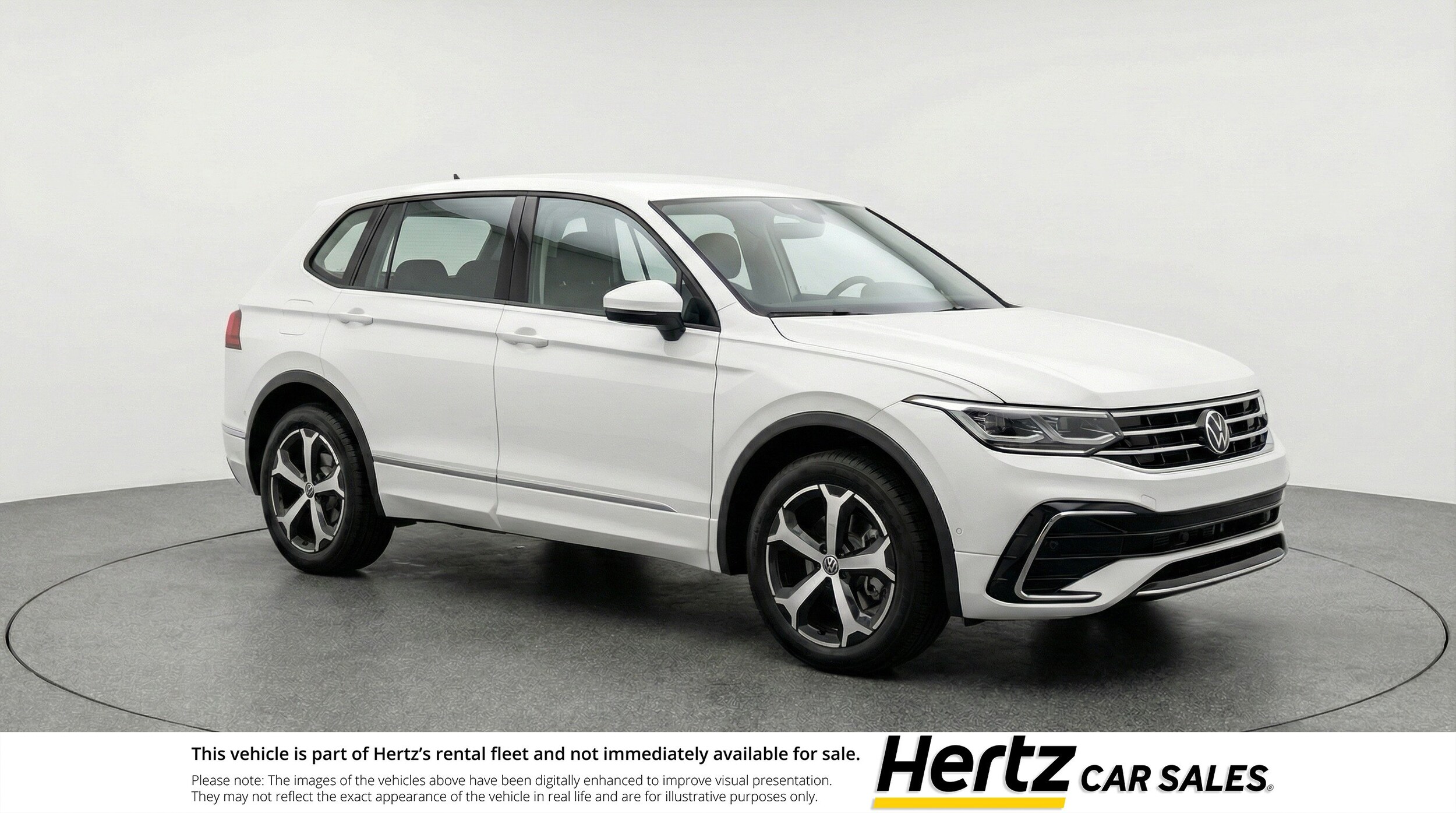 Thumbnail: 2026 Volkswagen Tiguan - 1