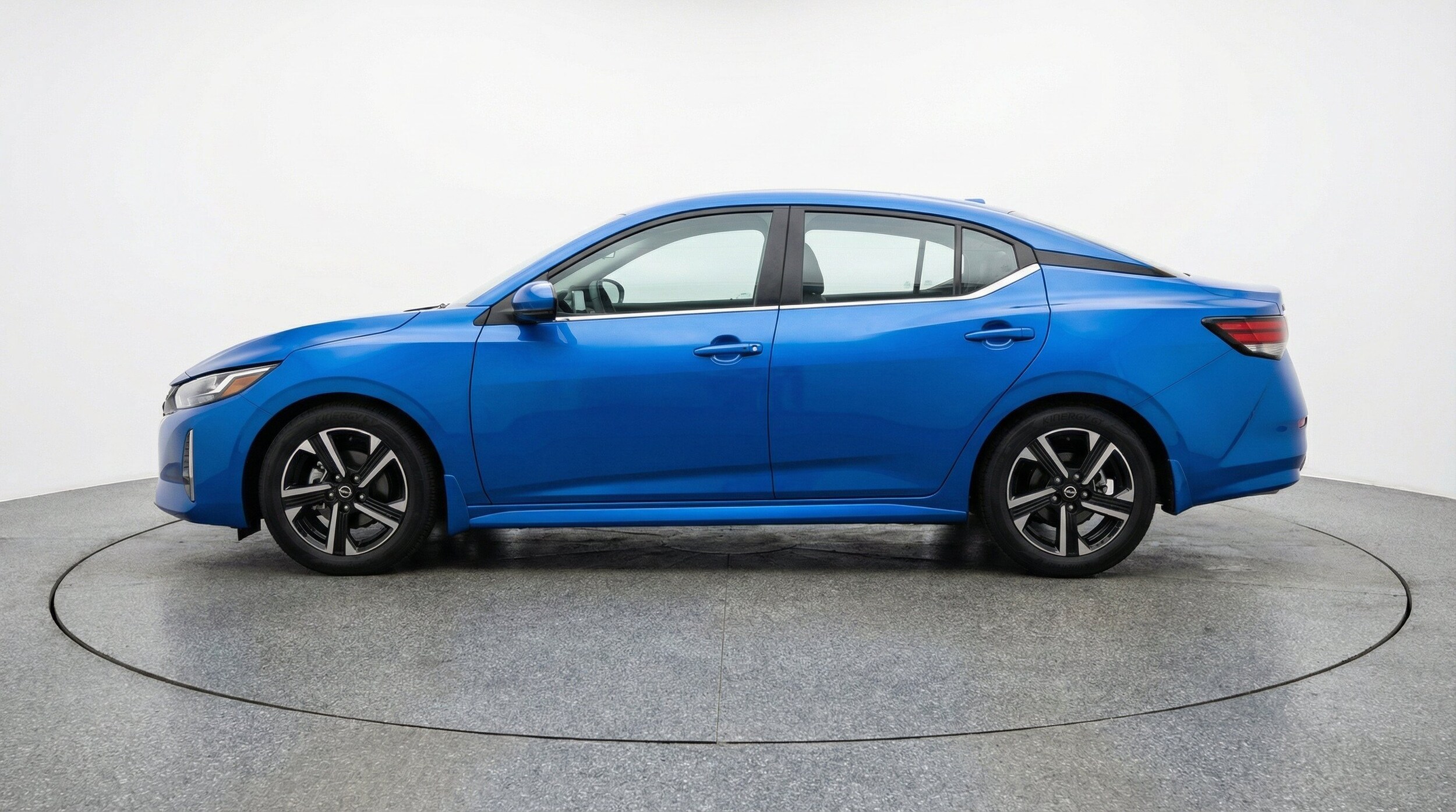 Thumbnail: 2025 Nissan Sentra - 5