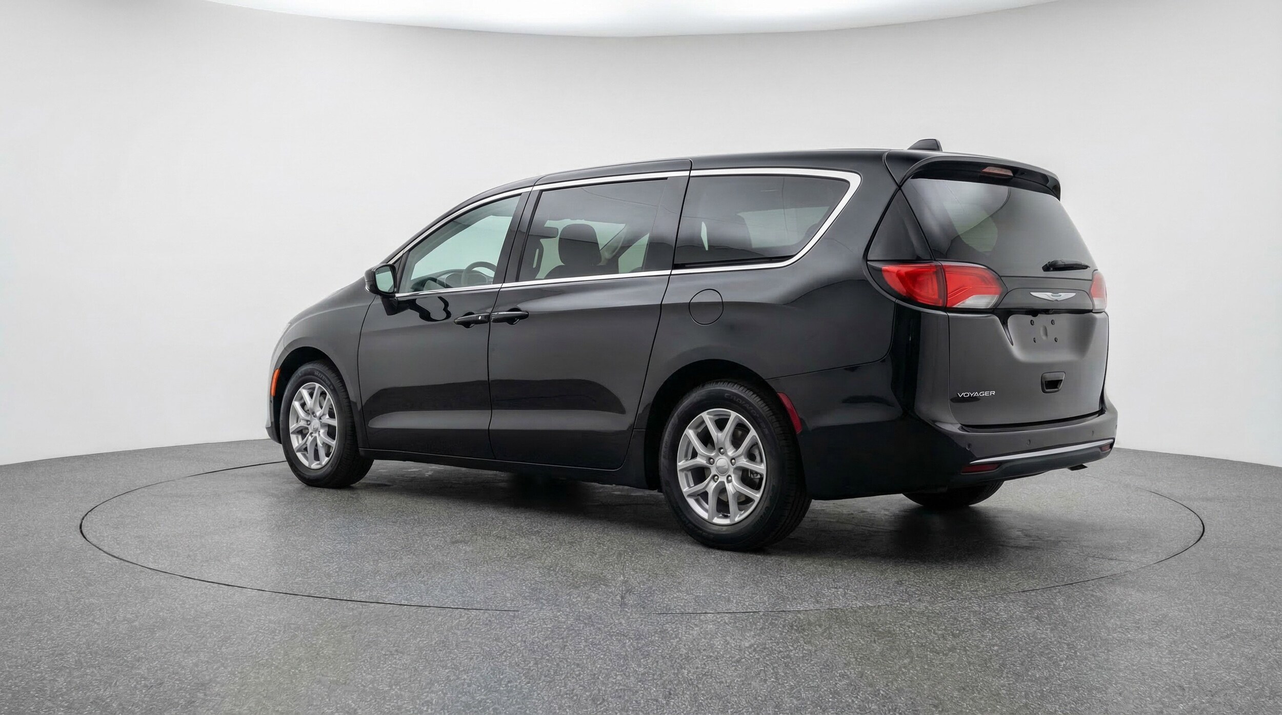 Thumbnail: 2024 Chrysler Voyager - 6