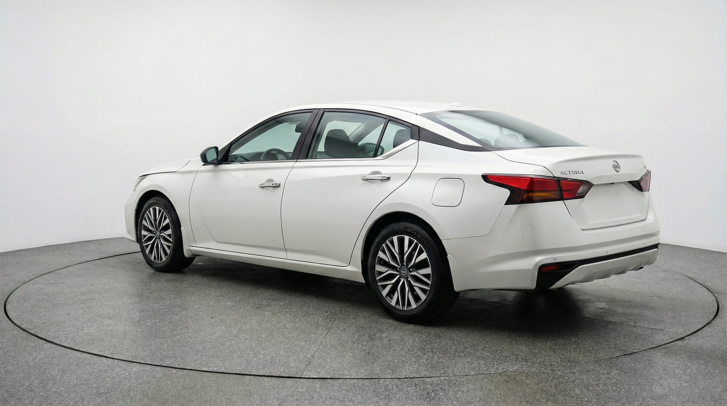 Thumbnail: 2025 Nissan Altima - 6