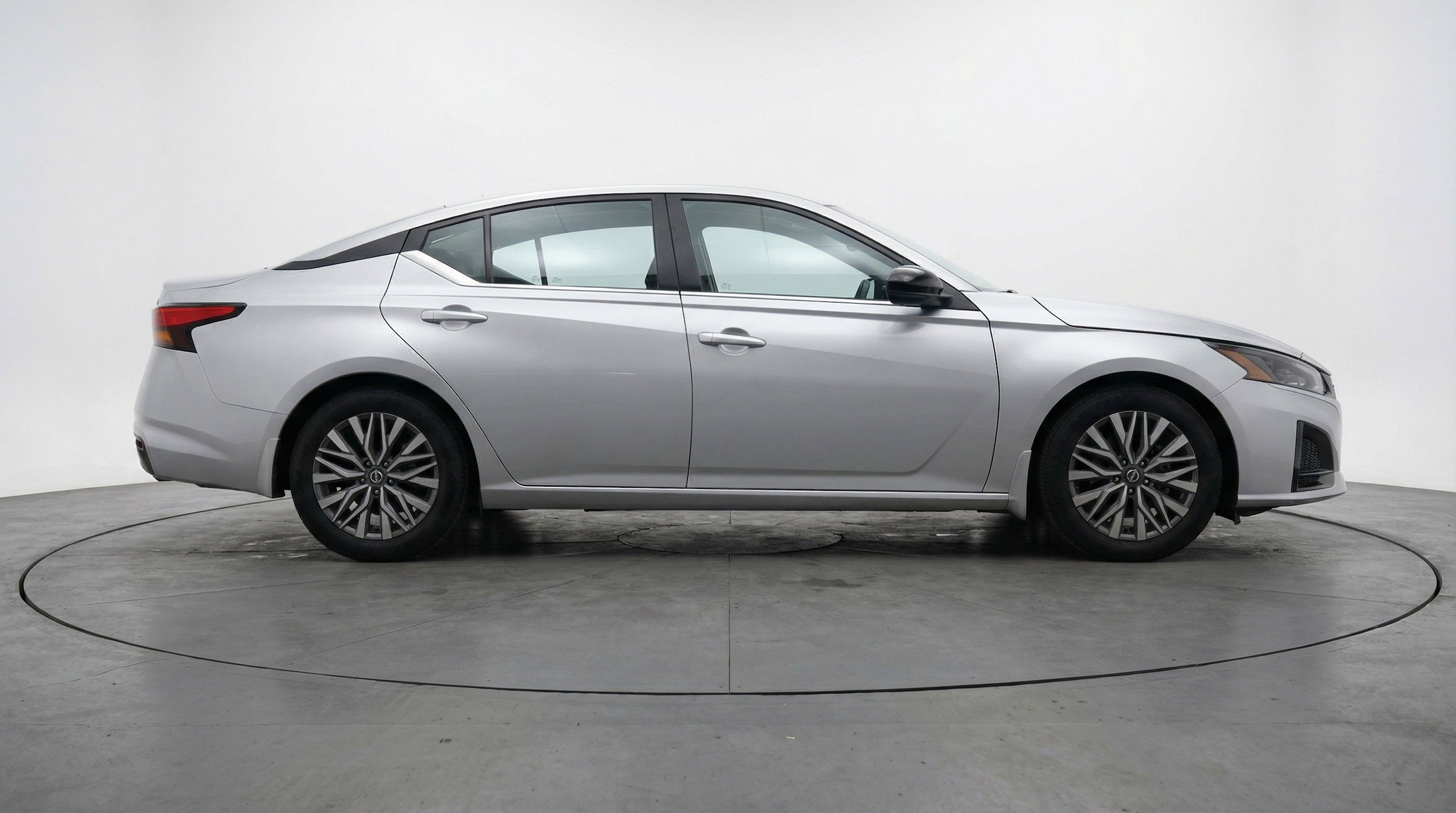 Thumbnail: 2025 Nissan Altima - 11