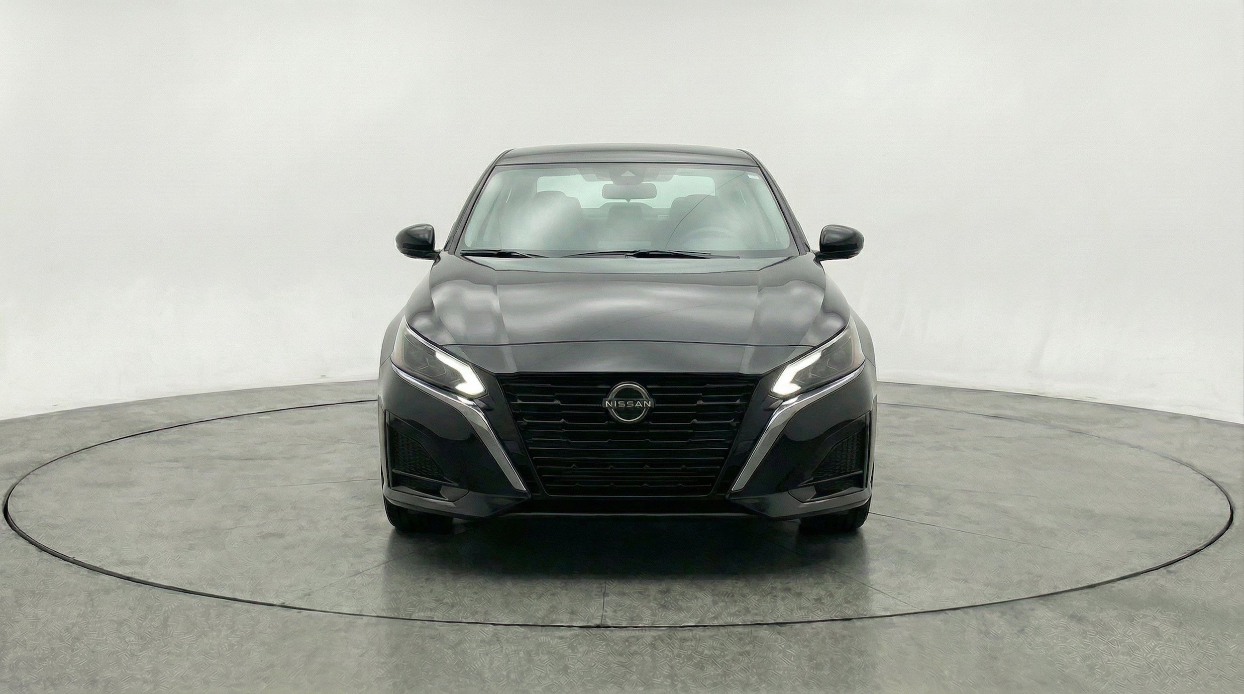 Thumbnail: 2025 Nissan Altima - 2