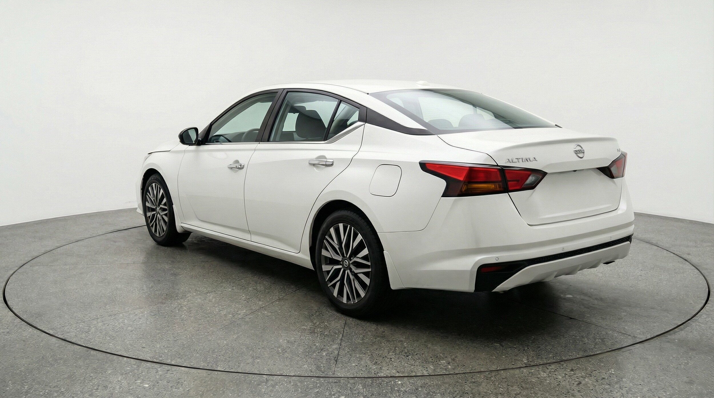 Thumbnail: 2025 Nissan Altima - 6