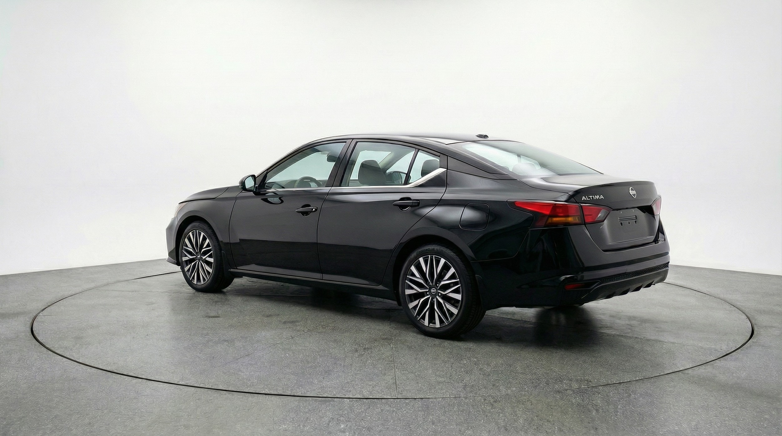 Thumbnail: 2025 Nissan Altima - 5