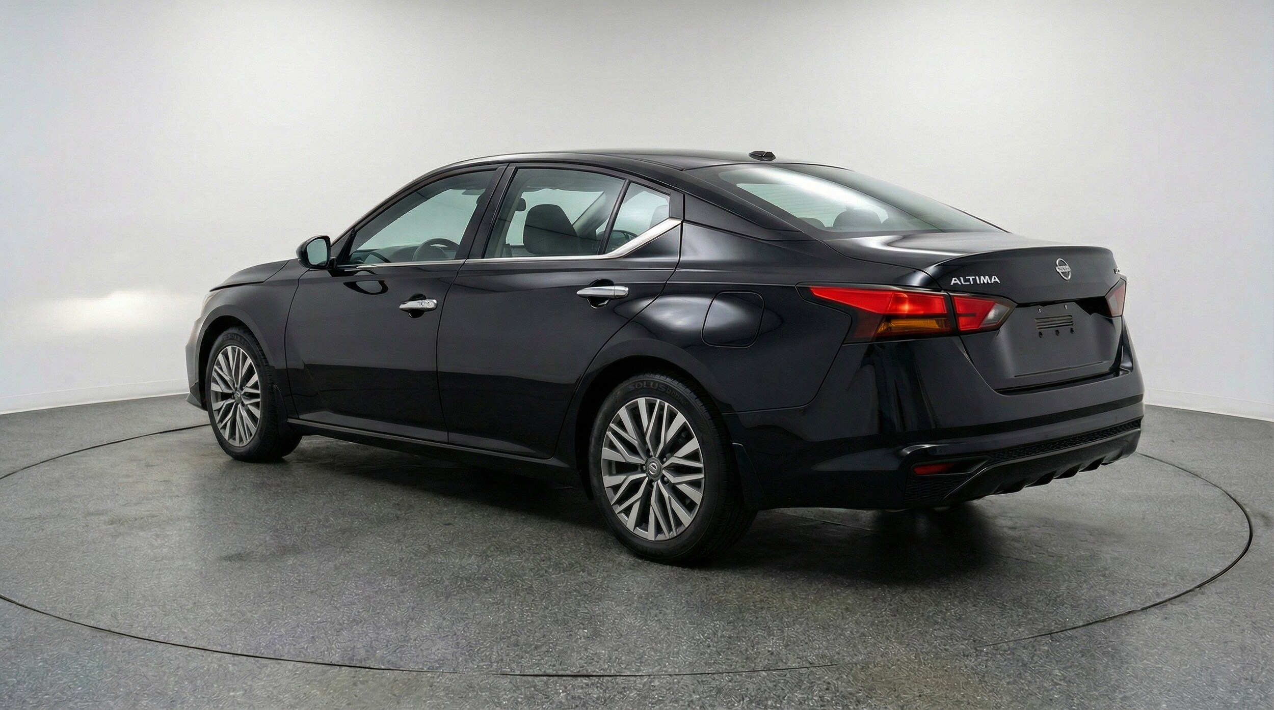 Thumbnail: 2025 Nissan Altima - 6