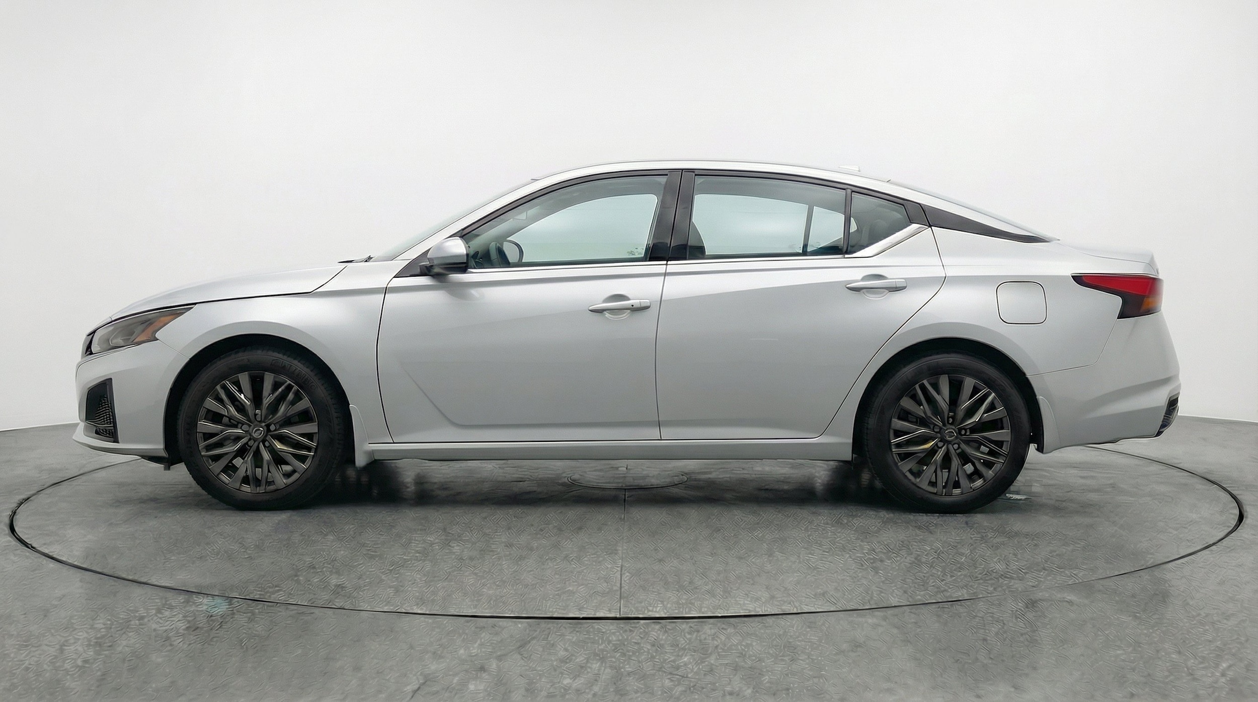 Thumbnail: 2026 Nissan Altima - 5