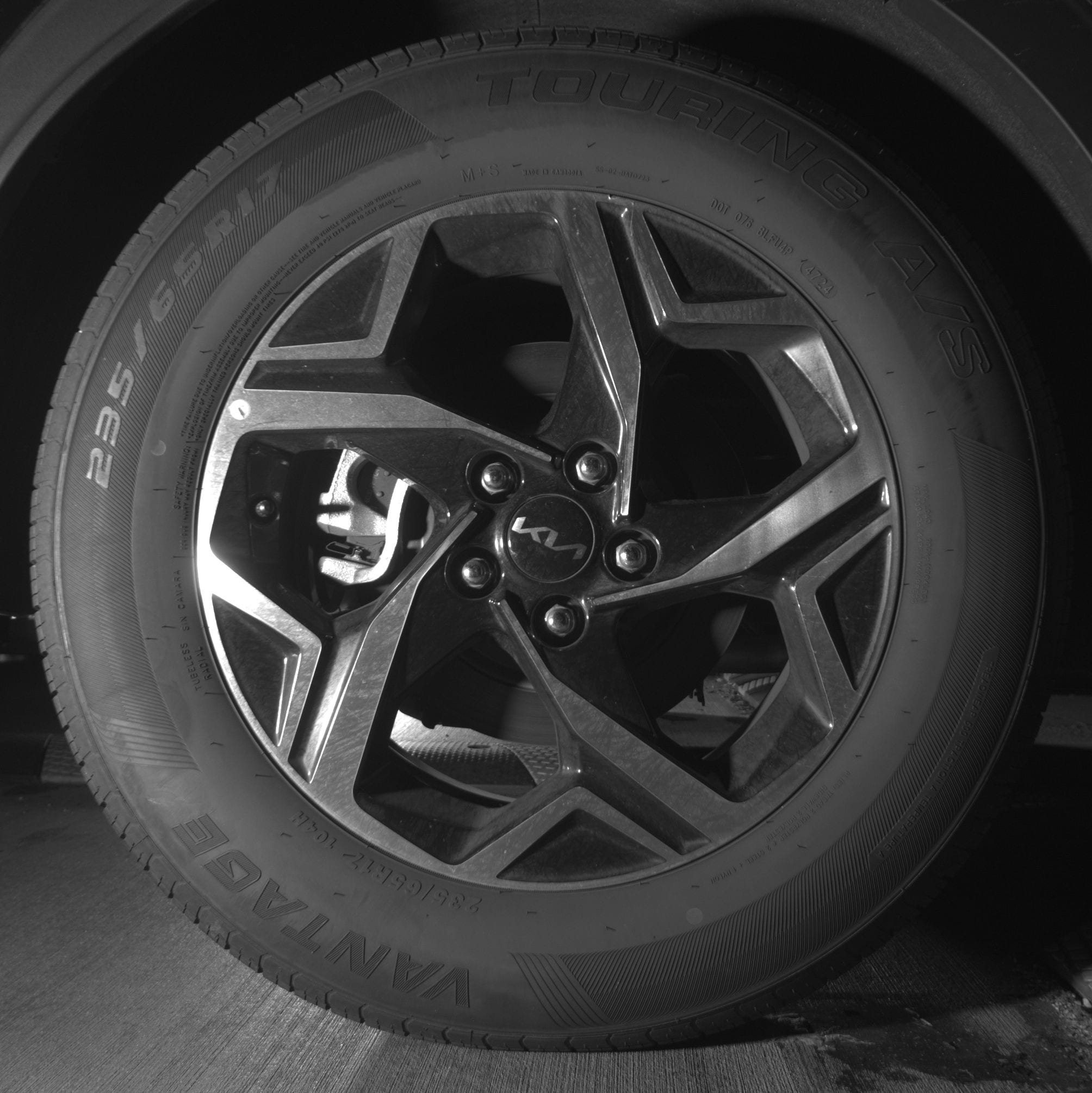 Thumbnail: 2025 Kia Sportage - 12