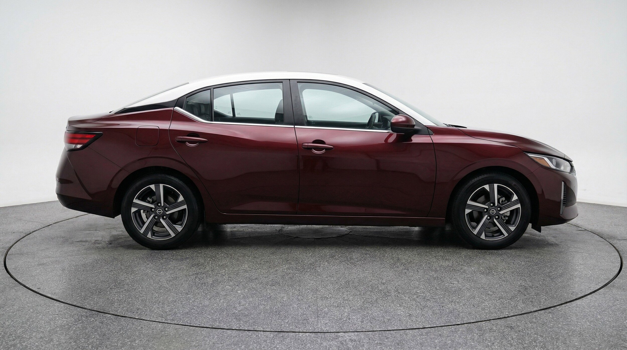 Thumbnail: 2025 Nissan Sentra - 11