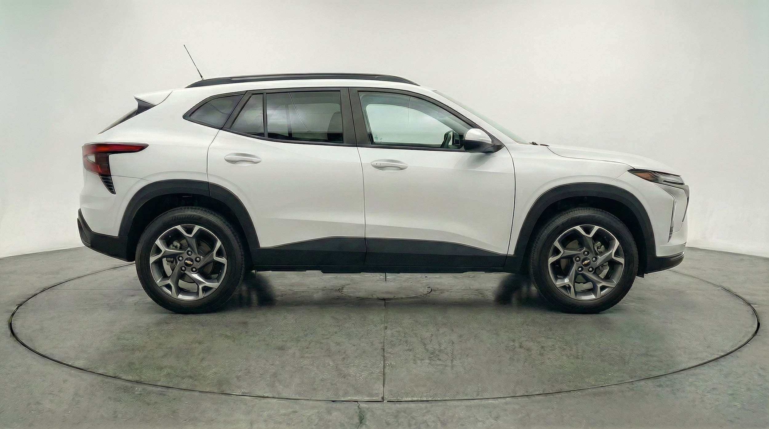 Thumbnail: 2025 Chevrolet Trax - 11