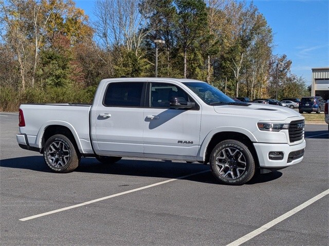 2025 Ram 1500 Laramie photo 2