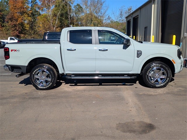 2024 Ford Ranger XLT photo 2