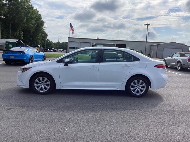 Used 2021 Toyota Corolla LE with VIN 5YFEPMAE7MP181032 for sale in Commerce, GA