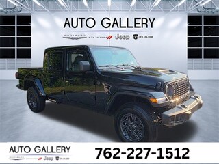 2025 Jeep Gladiator Sport S Pickup