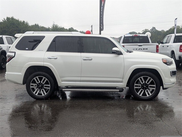 2022 Toyota 4Runner Limited photo 3