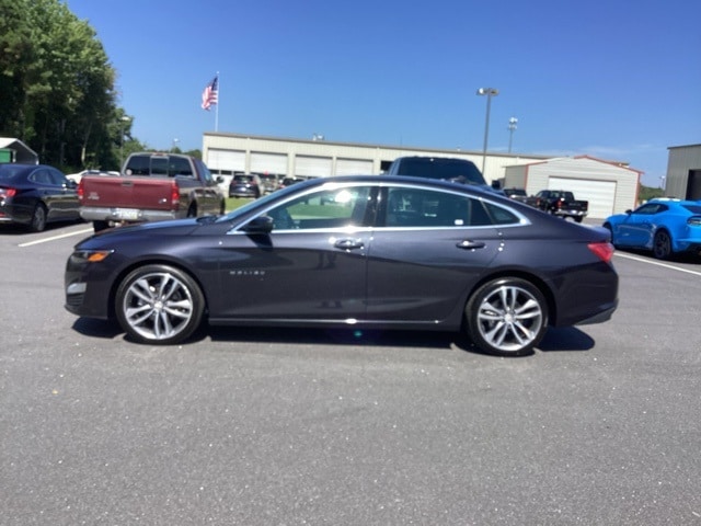 Used 2022 Chevrolet Malibu 1LT with VIN 1G1ZD5ST8NF177537 for sale in Commerce, GA