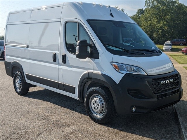 2025 Ram ProMaster 1500 Base Cargo Van photo 2