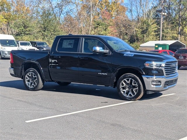 2025 Ram 1500 Laramie photo 2