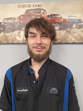 Staff member Jonathan from ID_65f726d81374