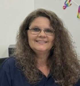 Staff member Tina H from ID_0ecca1a8a345