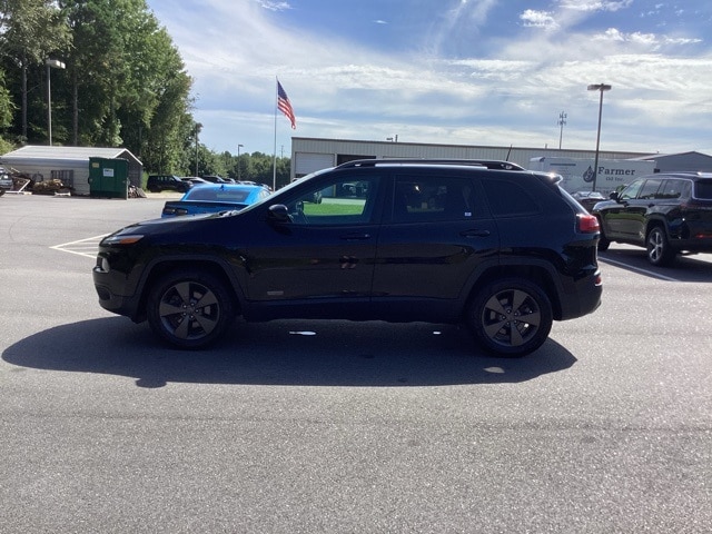 Used 2017 Jeep Cherokee 75th Anniversary with VIN 1C4PJMCS1HW567570 for sale in Commerce, GA