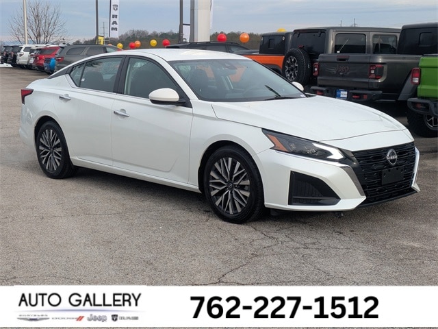 2023 Nissan Altima SV