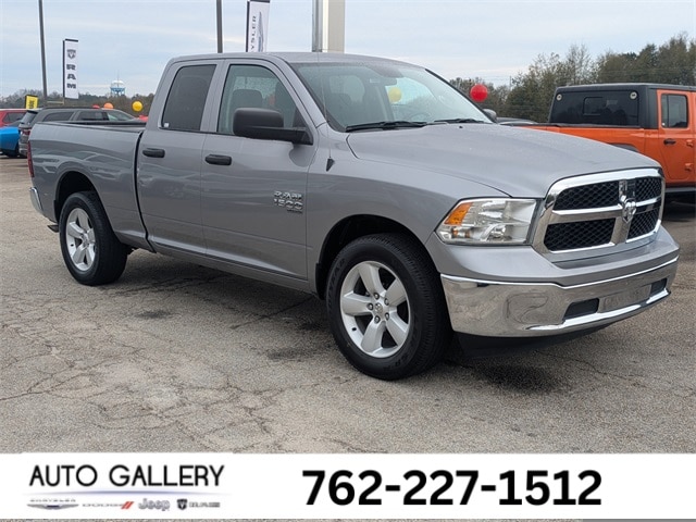 2024 RAM Ram 1500 Classic SLT's photo