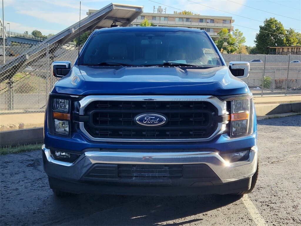 2023 Ford F-150 XLT photo 2