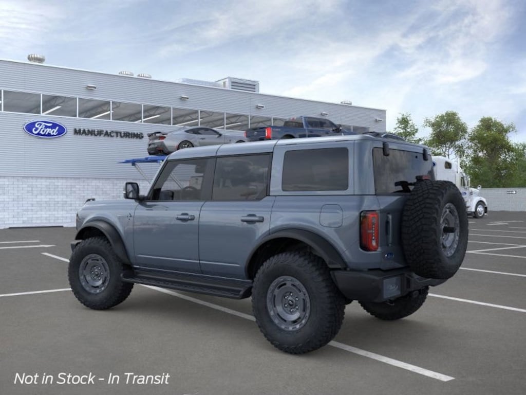 New 2025 Ford Bronco Outer Banks SUV