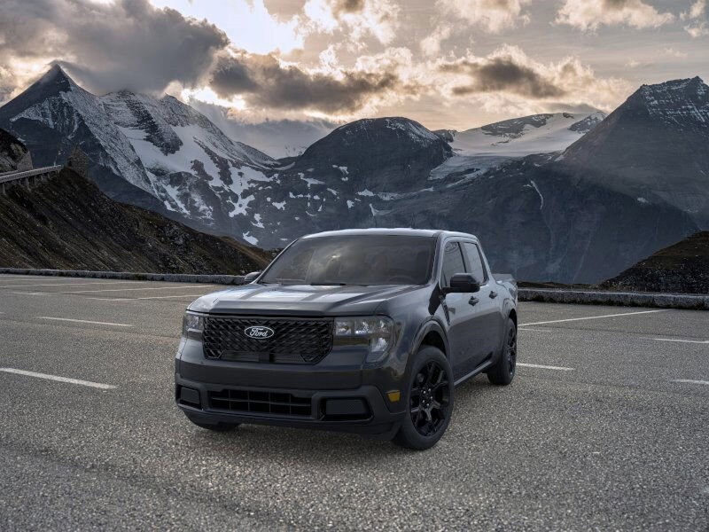 2025 Ford Maverick XLT photo 2