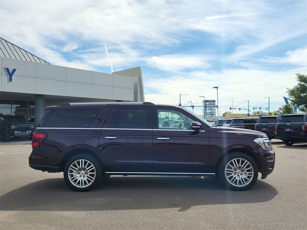 2024 Ford Expedition MAX Limited photo 2