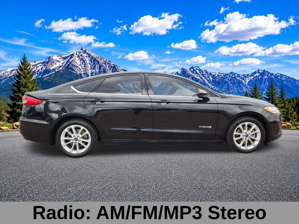 Used 2019 Ford Fusion Hybrid SE Sedan