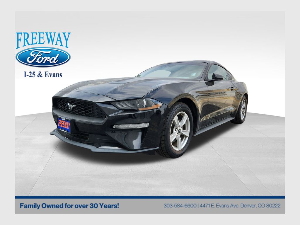 2021 Ford Mustang EcoBoost