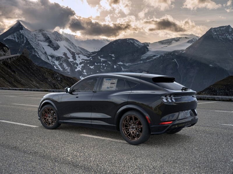 2025 Ford Mustang Mach-E GT photo 3