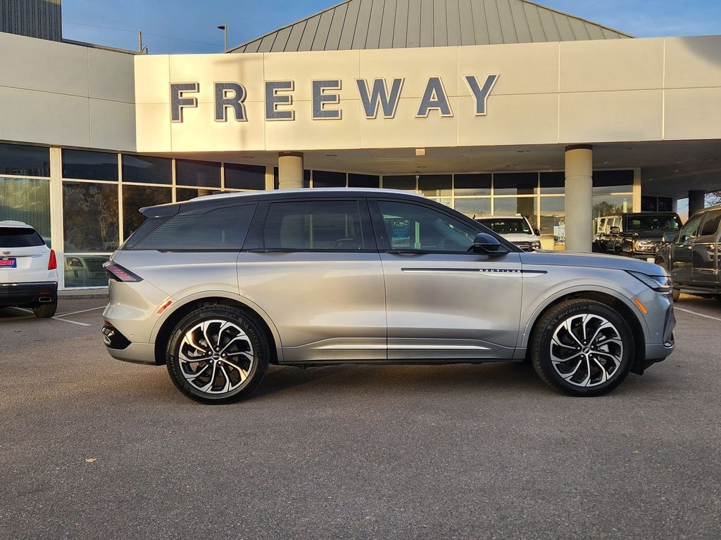 Used 2024 Lincoln Nautilus Reserve SUV