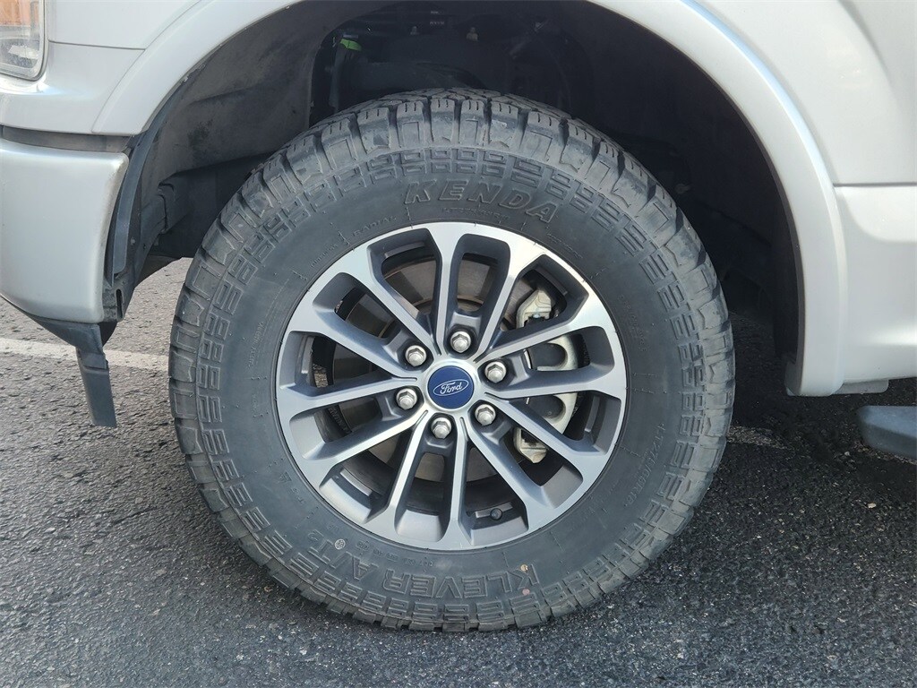 2019 Ford F-150 XLT photo 3